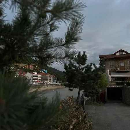 Bahçeli Taş Trebizonda