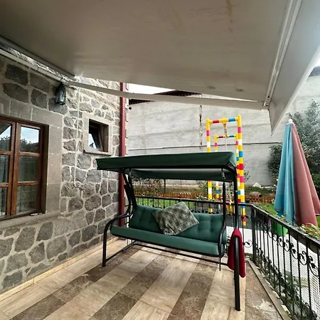 别墅 Bahceli Tas 特拉布宗