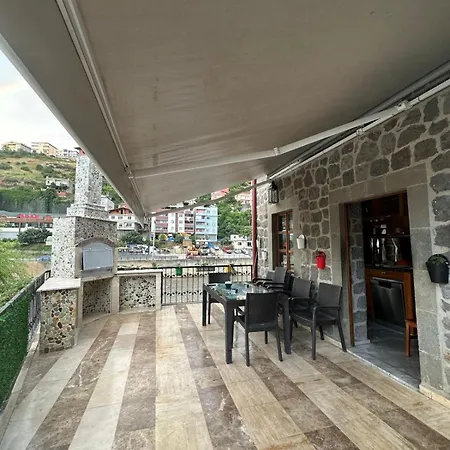 Villa Bahceli Tas