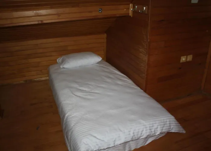 Bahceli Tas * Trabzon