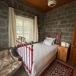 Willa Bahceli Tas *