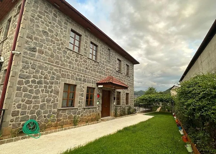 Villa Bahceli Tas Trabzon